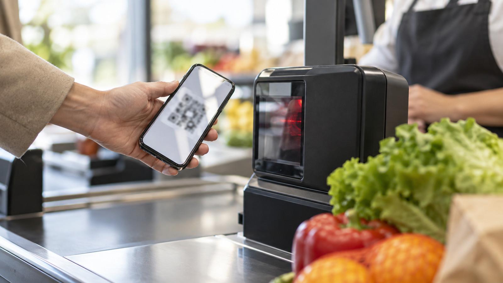 QR-Code vom Kundenhandy an der Kasse