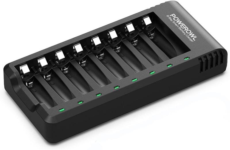 POWEROWL Akku-Ladegerät für NiMH AA und AAA mit LED, unabhängige Steckplätze