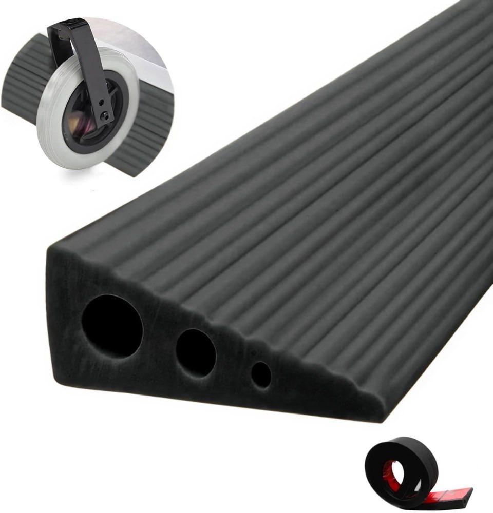 Cnwinu Türschwellenrampe PVC 100×6,5×2,5 cm