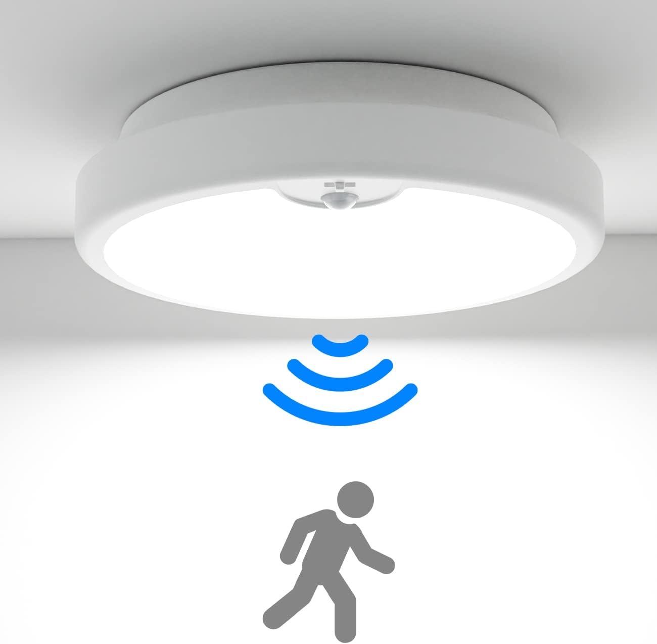 Peasur LED-Deckenleuchte 18 cm PIR