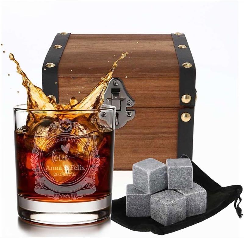 Smyla Whiskyglas personalisiert Totenkopf