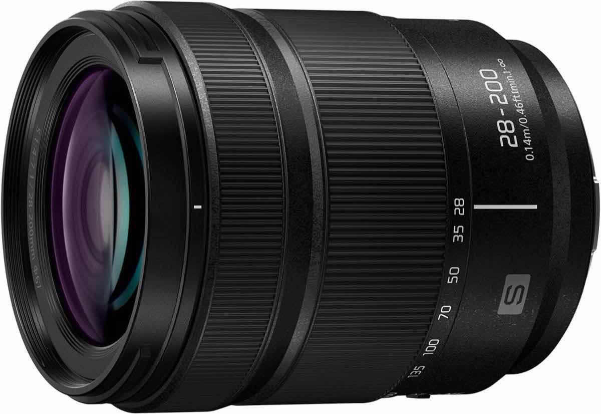 Panasonic Lumix S 28–200 mm