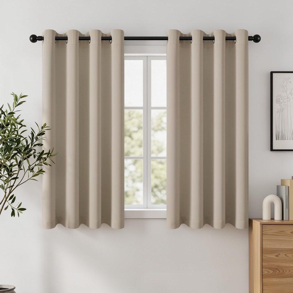Woaboy Verdunklungsvorhang Hellbeige mit Ösen Hitzeschutz H160xB140 cm