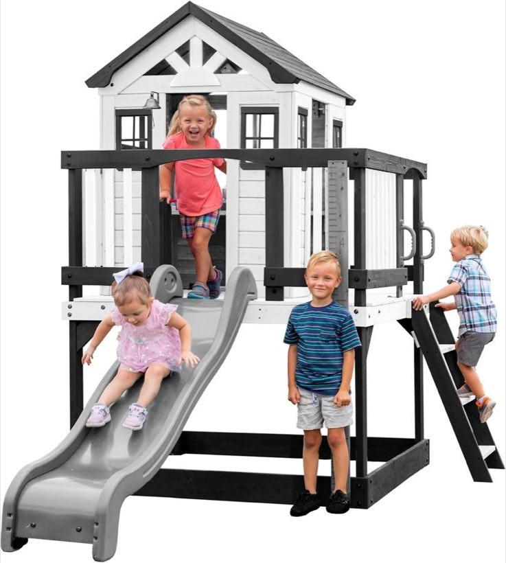 Backyard Discovery Backyard Discovery Sweetwater Heights Spielhaus mit grüner Rutsche